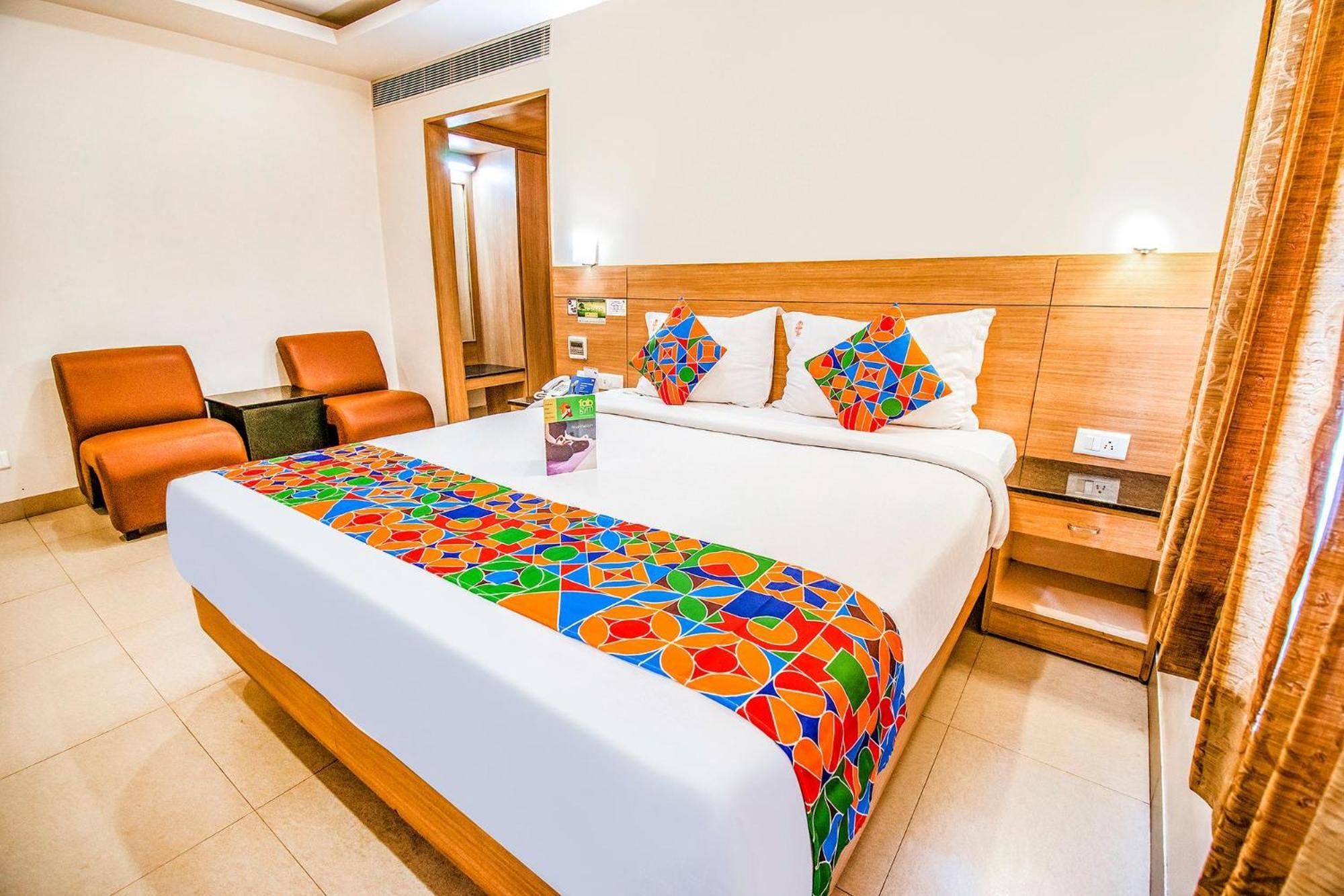Fabhotel Prime Royal Castle - Nr Coimbatore North Railway Station Екстериор снимка